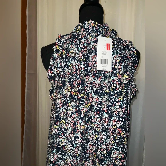 Crown & Ivy Multicolor Sleeveless Top Ruffle Tassels NWT - Picture 3 of 5